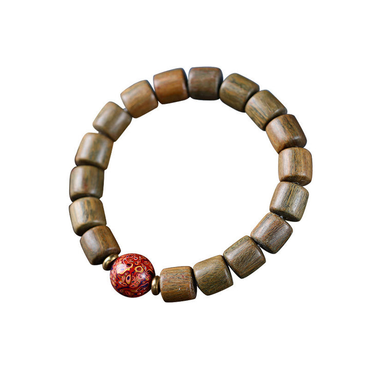 Buddha Stones Naturalne Zielone Drzewo Sandałowe Małe Liście Czerwonego Drzewa Sandałowego Lakierowana Bransoletka z Koralików Pokoju