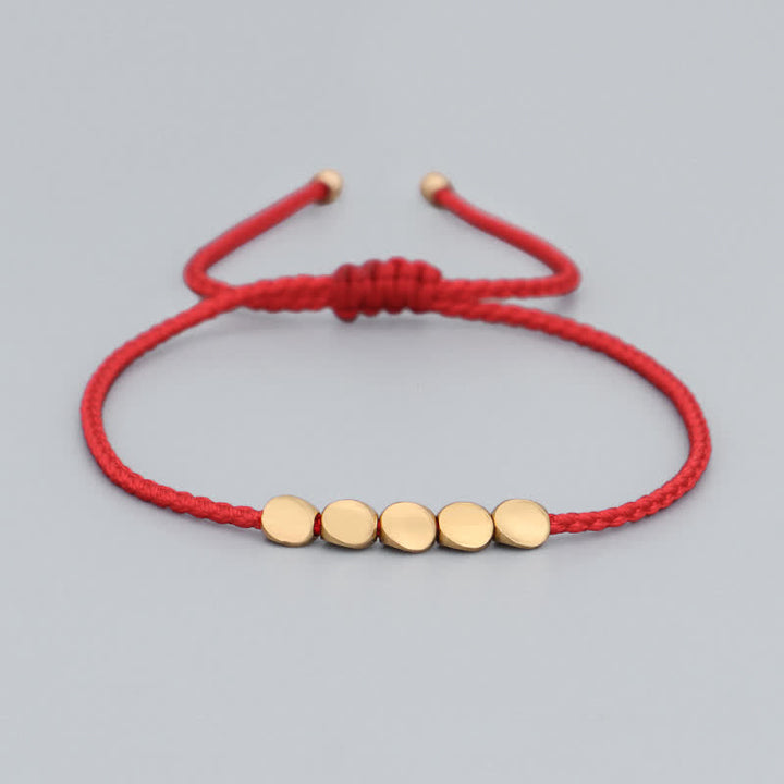 Bransoletka z czerwonego sznurka FengShui z Buddha Stones
