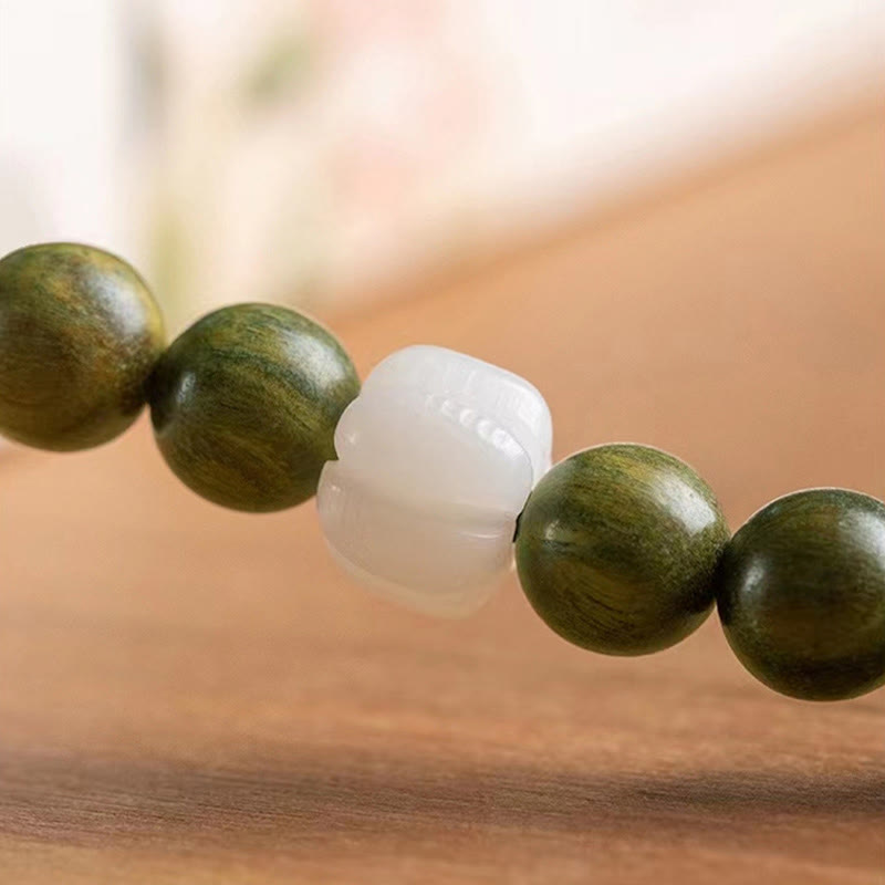 Bransoletka kojąca Buddha Stones Natural Green Sandalwood Bodhi Seed