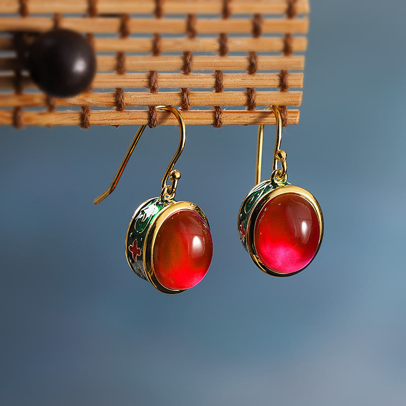 Kolczyki wiszące z okrągłym czerwonym korundem i haczykiem Buddha Stones Confidence Hook