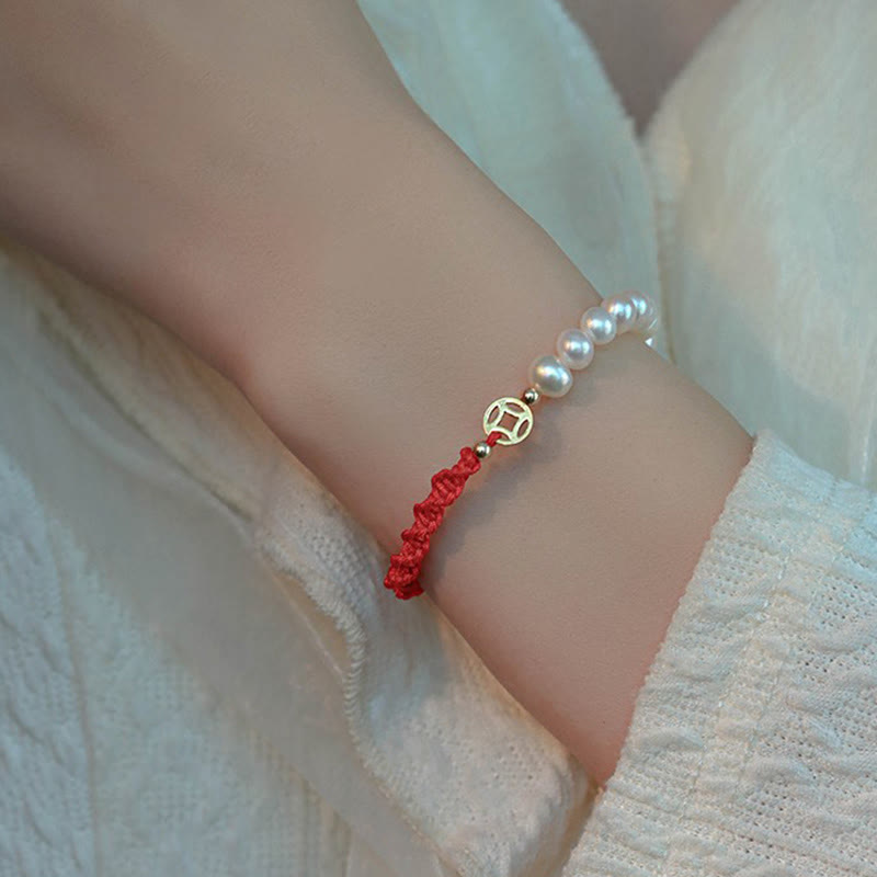 Bransoletka z czerwonego sznurka z perłowymi koralikami i powłoką ochronną 14K Gold