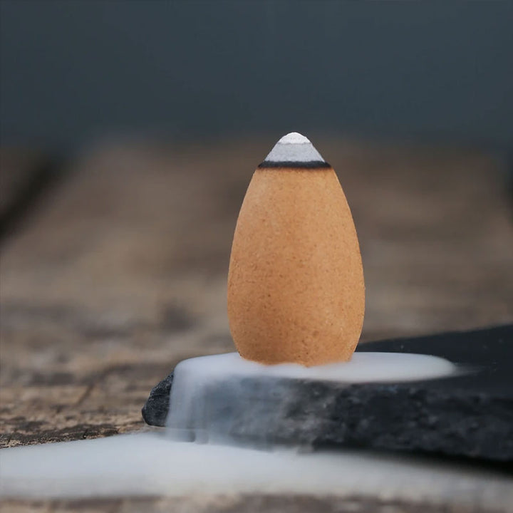 Kadzielnica kadzielna z Buddha Stones w stylu tybetańskim chroniąca smoka
