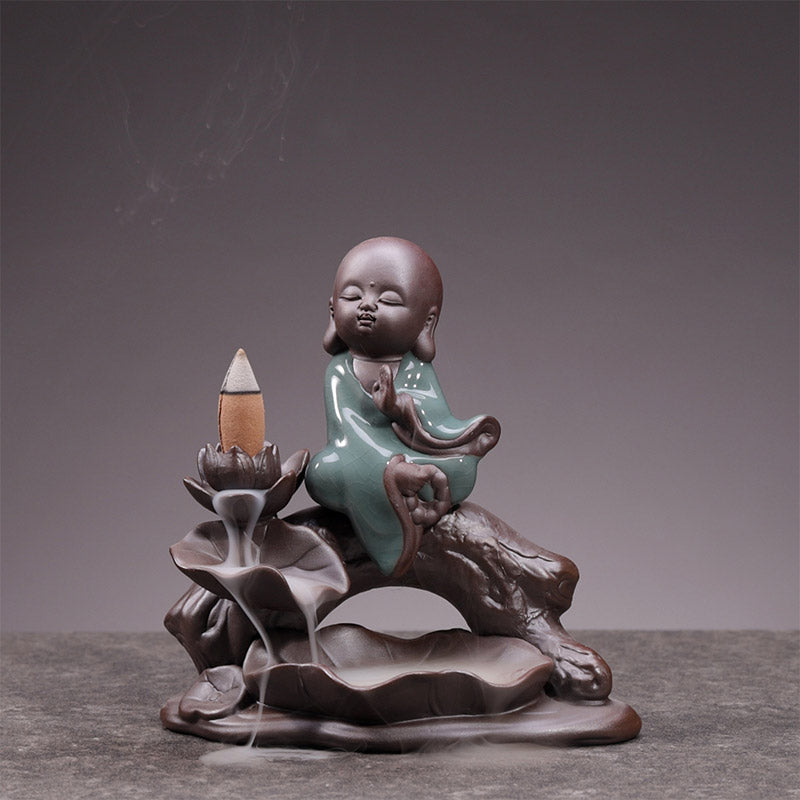 Buddha Stones Mały Mnich Ceramiczny Lotos Błogosławieństwo Kadzielnica Dekoracja