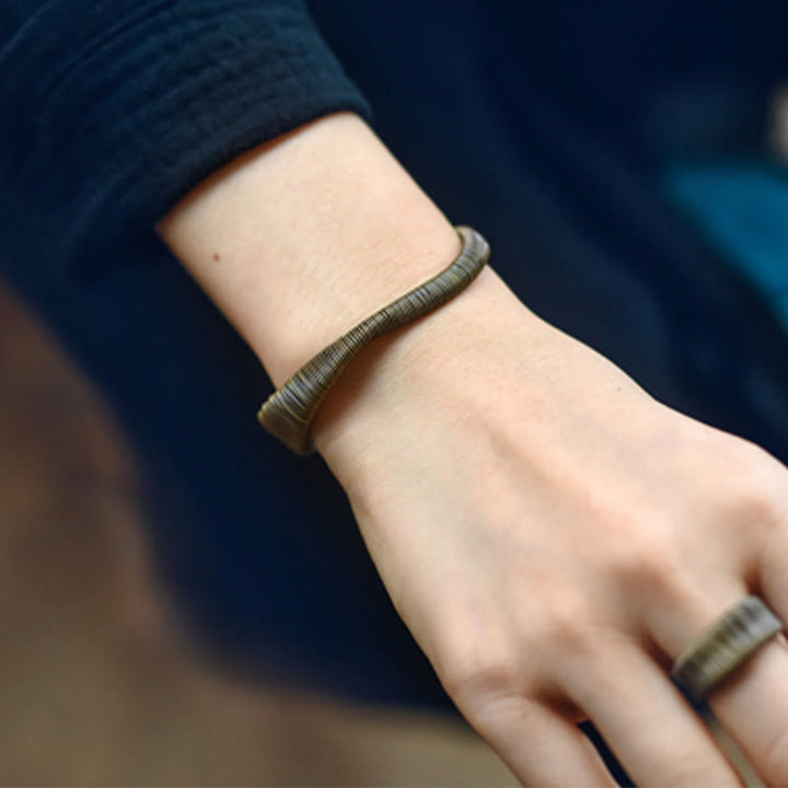 Bransoletka mankietowa z regulowanymi Buddha Stones w prostym wzorze, owinięta mosiądzem i miedzią, zapewniająca szczęście i bogactwo - image 11