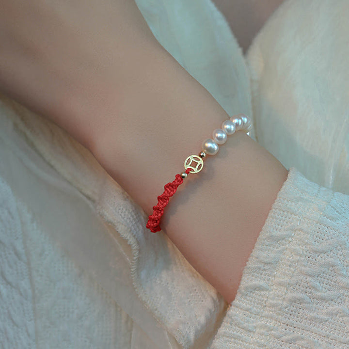 Bransoletka z czerwonego sznurka z perłowymi koralikami i powłoką ochronną 14K Gold