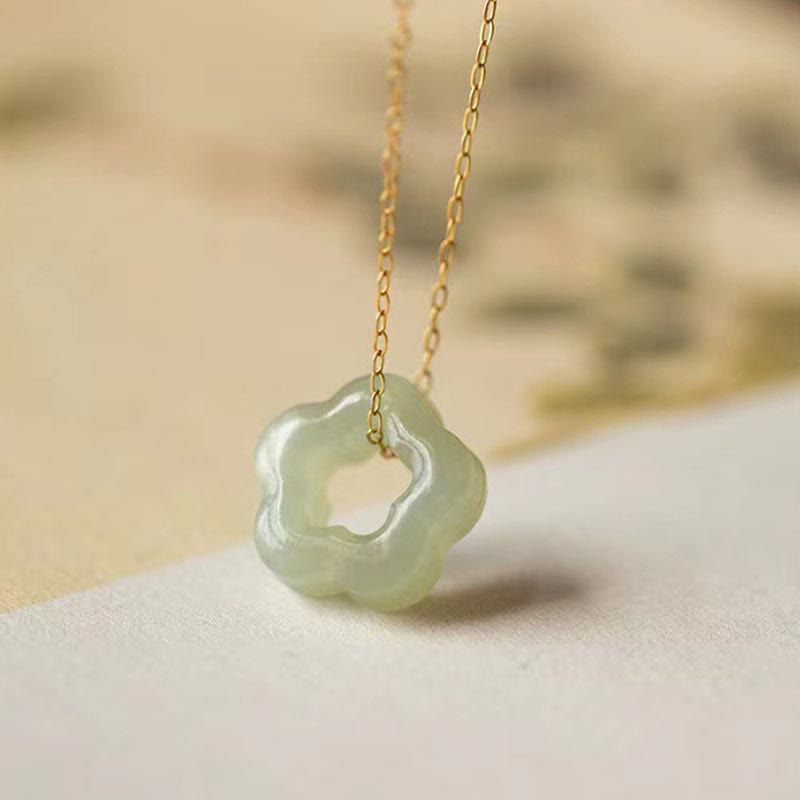 Buddha Stones Delikatny Hetian Jade Cyan Jade Szczęście Kwiatowy Naszyjnik Wisiorek