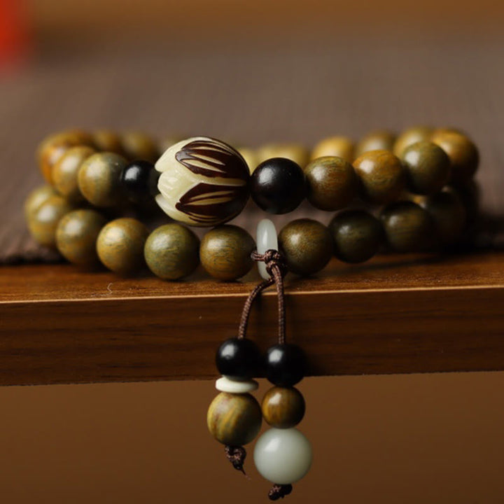 Buddha Stones Zielona bransoletka z nasion bodhi z drzewa sandałowego, kojąca, podwójnie owinięta