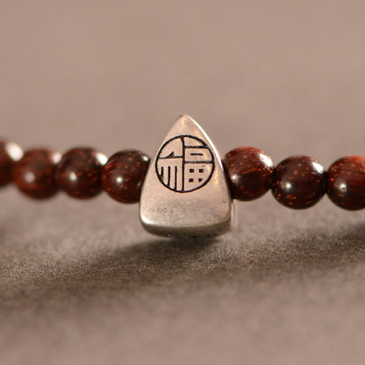 Bransoletka ochronna z Buddha Stones 925 ze srebra próby 925 z małym liściem i czerwonym drzewem sandałowym Fu Character