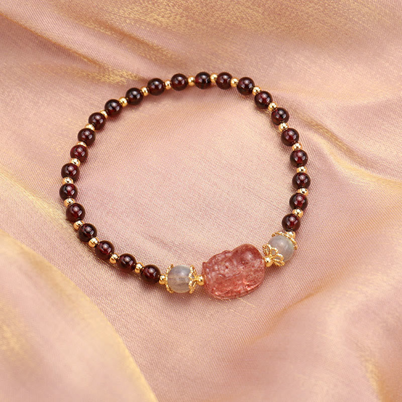 Bransoletka ochronna z Buddha Stones , naturalnym turmalinem, granatem i kwarcem truskawkowym PiXiu Moonstone