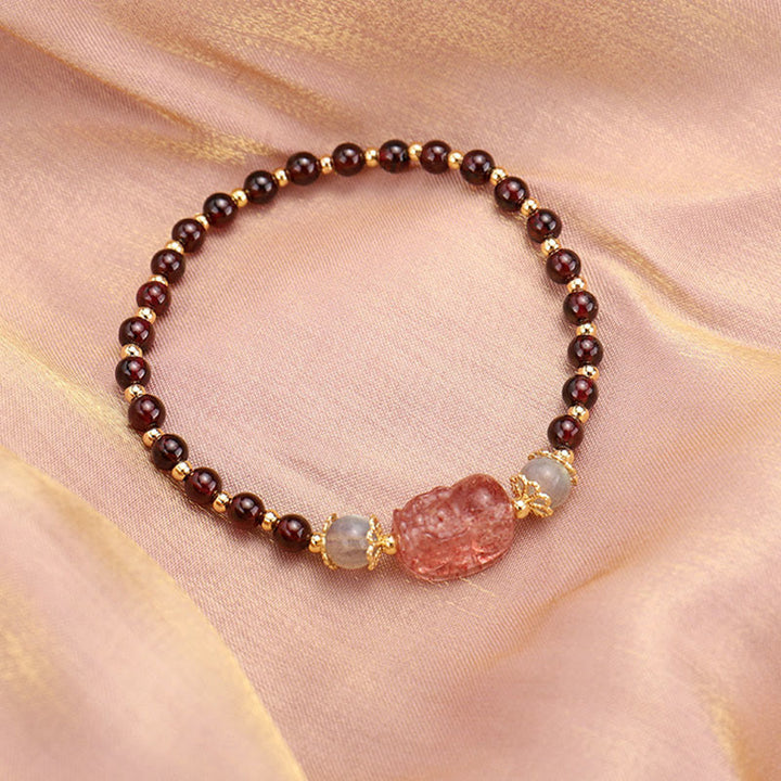 Bransoletka ochronna z Buddha Stones , naturalnym turmalinem, granatem i kwarcem truskawkowym PiXiu Moonstone