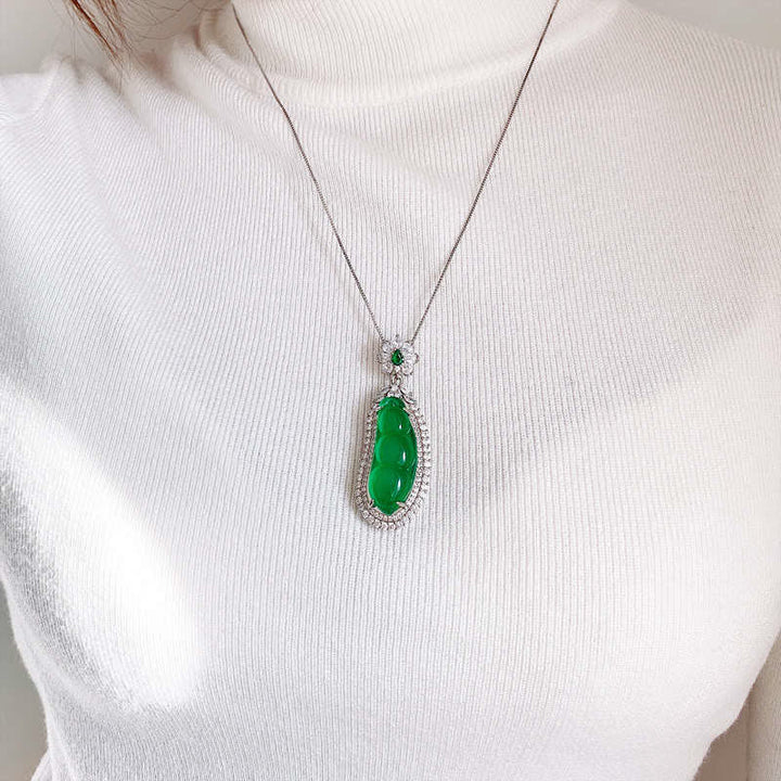 Naszyjnik z wisiorkiem Fortune Bean Cyan Jade Luck
