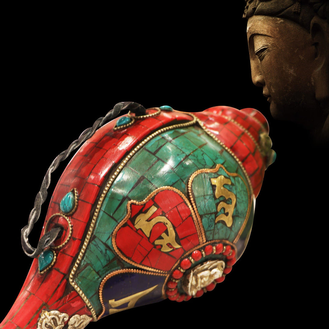 Tybetańska, ręcznie robiona Shankha Om Mani Padme Hum Budda Muszla Muszla Przynosząca szczęście dekoracja - image 3