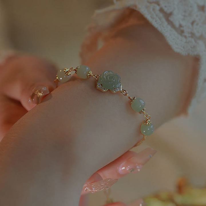 Bransoletka z łańcuszkiem szczęścia z Buddha Stones 14K pozłacana jadeitem Hetian i różą