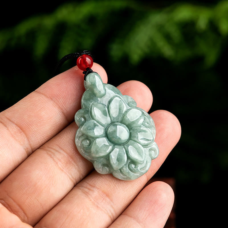 Buddha Stones Naturalny Jade Kalanchoe blossfeldiana Kwiat Wzór Naszyjnik Szczęścia Wisiorek