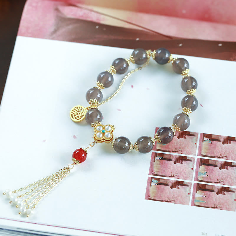 Bransoletka z pereł Fu Character Tassel Balance z Buddha Stones w kolorze szarym i agatem