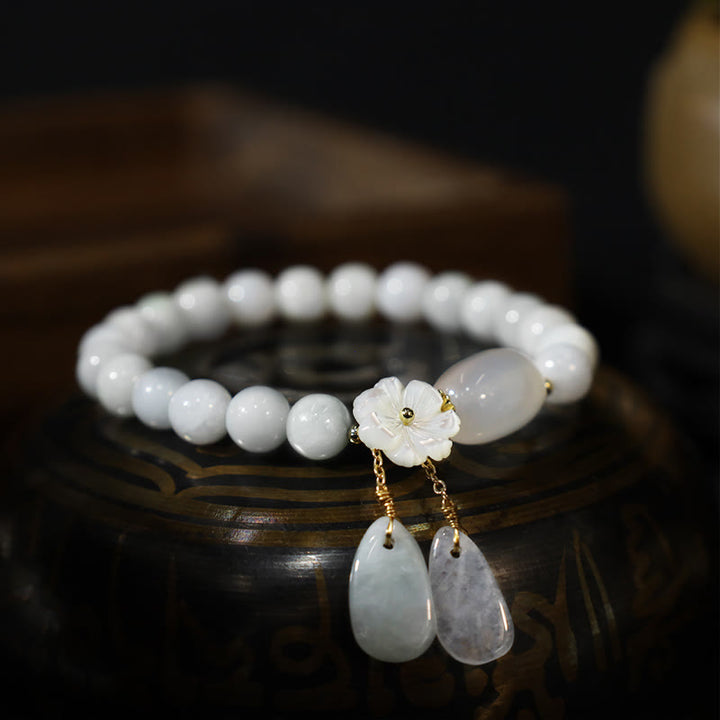 Bransoletka z naturalnego białego jadeitu z Buddha Stones