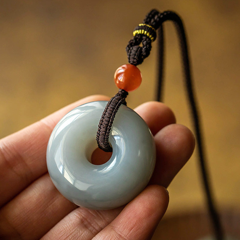 Buddha Stones Naturalny Okrągły Jadeit Szary Jadeit Klamra Pokoju Naszyjnik Szczęścia Wisiorek