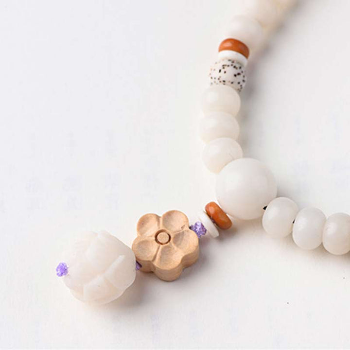 Bransoletka z białego jadeitu Bodhi Lotus z Buddha Stones