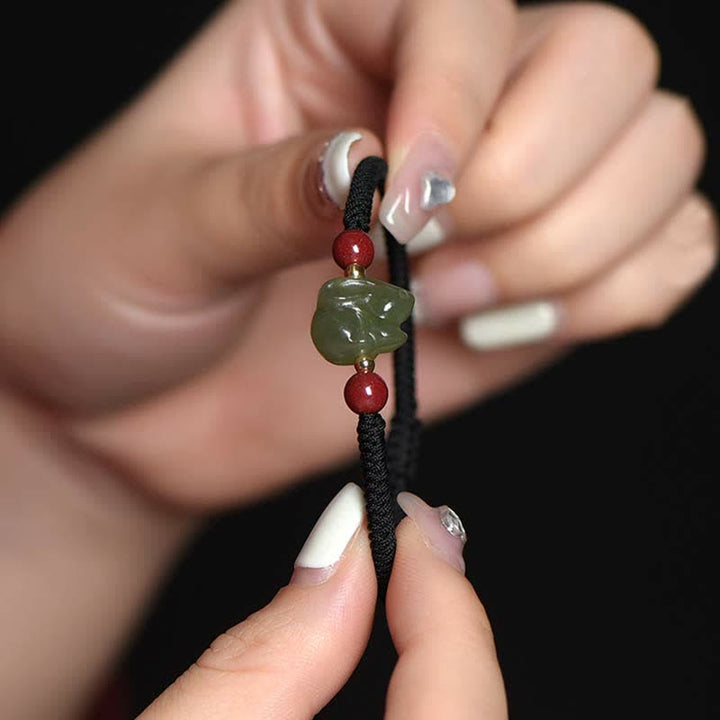 Bransoletka z koralików z jadeitu i obfitości z roku Królika Hetian Jade Bunny Cinnabar
