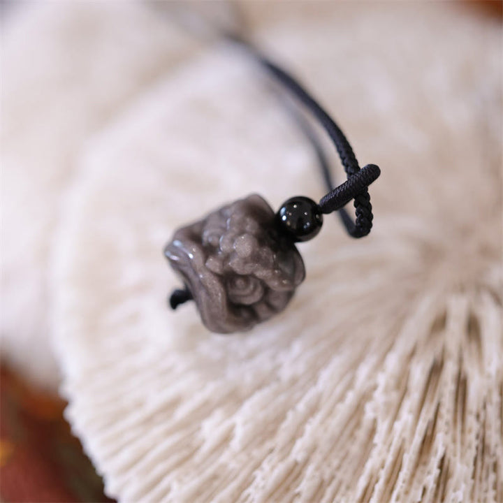 Buddha Stones Naturalny Srebrny Połysk Obsydian Tańczący Lew Naszyjnik Wisiorek Ochrona
