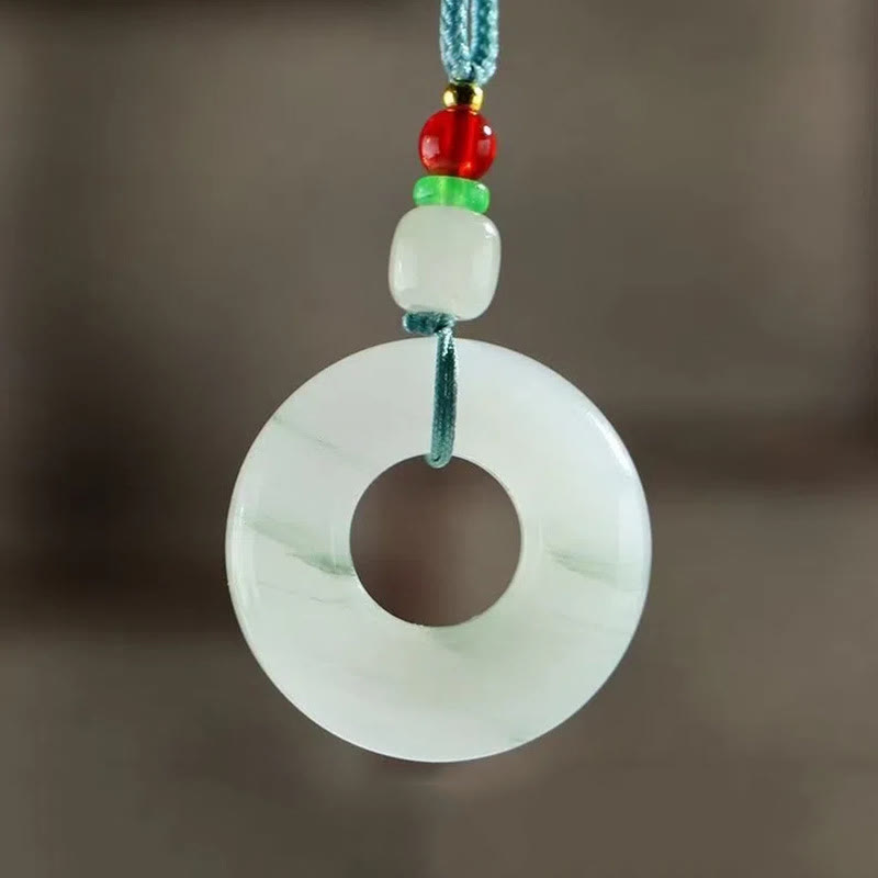 Naszyjnik z naturalnym jadeitem i klamrą pokoju, wisiorkiem na Buddha Stones