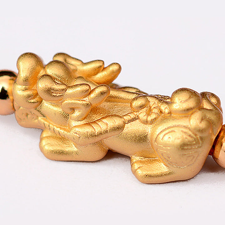 Bransoletka z czerwonego sznurka PiXiu Luck z Buddha Stones 24K pozłacana
