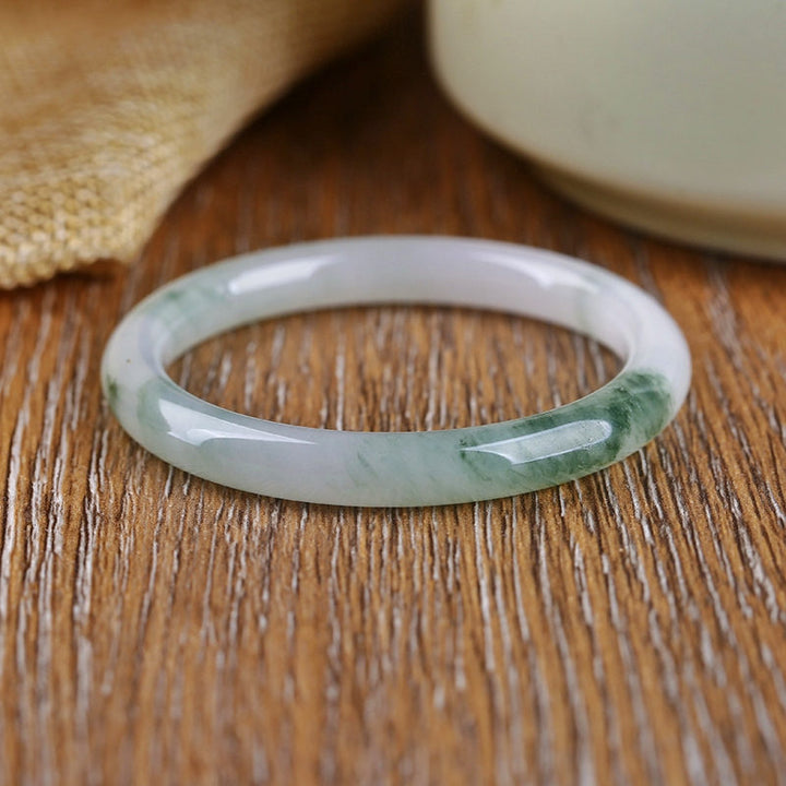 Bransoletka z naturalnego jadeitu z Buddha Stones, zapewniająca obfitość i ochronę