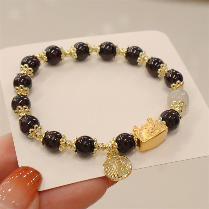 Buddha Stones Rok Smoka Czerwony Agat Kwarc Truskawkowy Czarny Obsydian Jadeit Granat Perła Cynober Pierożek Smok Szczęście Fu Bransoletka - Granat (obwód nadgarstka 14-19 cm) - image 24