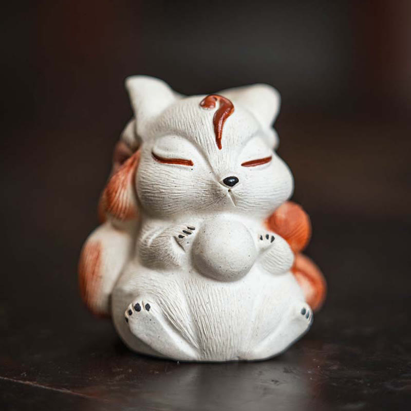 Buddha Stones Miniaturowy Dziewięcioogonowy Lis Fioletowa Glina Dekoracja Biurka Szczęścia