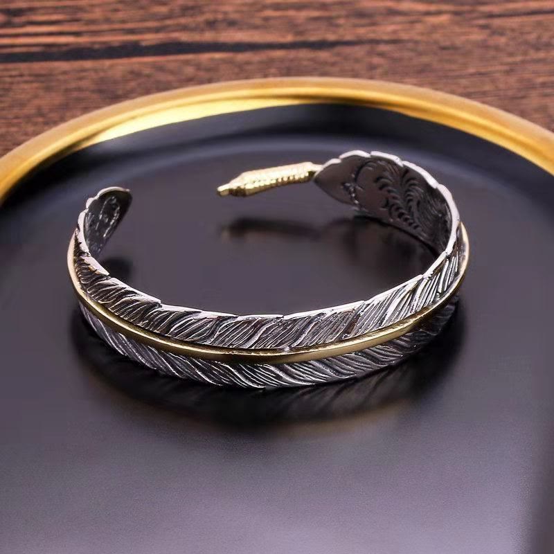 Buddha Stones Wzór Piór Rzeźbiony Szczęście Bogactwo Mankiet Bransoletka Bangle