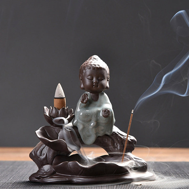Buddha Stones Mały Mnich Ceramiczny Lotos Błogosławieństwo Kadzielnica Dekoracja