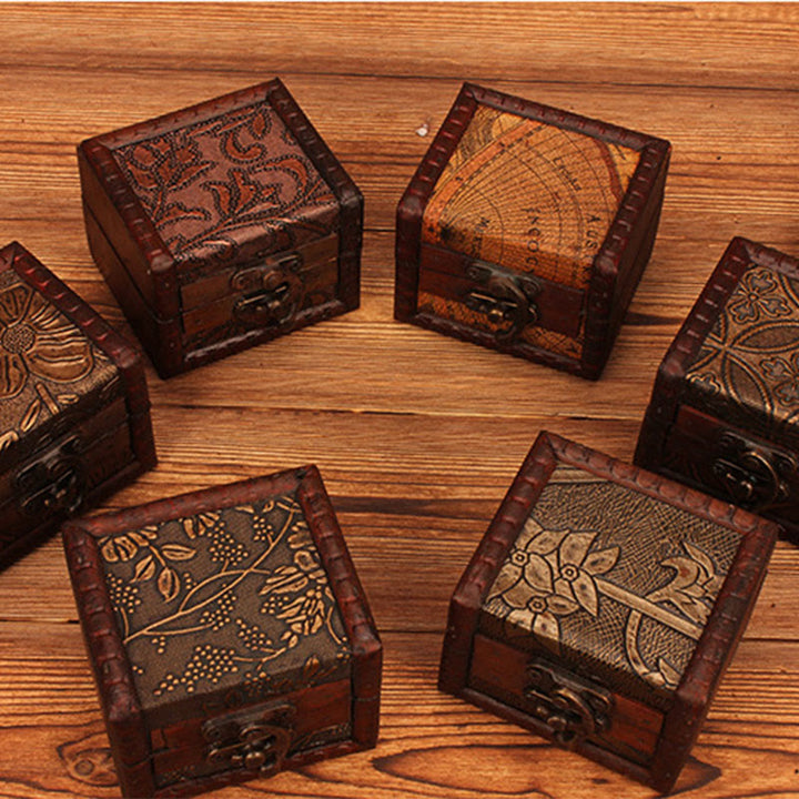 Buddha Stones Retro Małe Kwadratowe Drewniane Pudełko Na Biżuterię Kwiat Lotosu Trawa Winogrono Miedziana Moneta Żonkil Pudełko Do Przechowywania Biżuterii