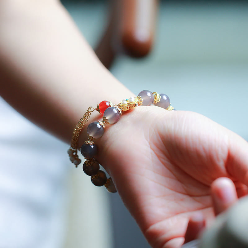 Bransoletka z pereł Fu Character Tassel Balance z Buddha Stones w kolorze szarym i agatem