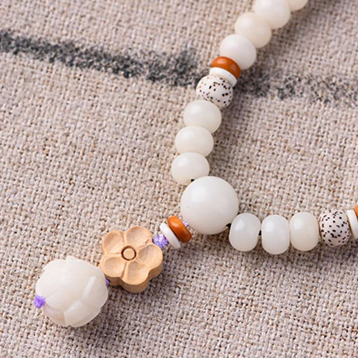 Bransoletka z białego jadeitu Bodhi Lotus z Buddha Stones
