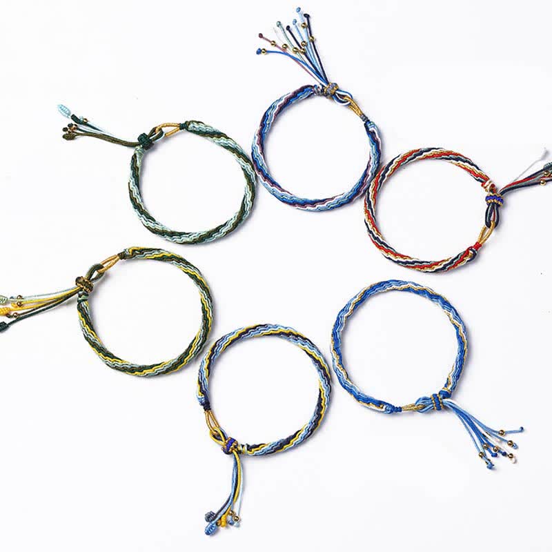 Bransoletka ochronna ze sznurka Reincarnation Knot Luck String