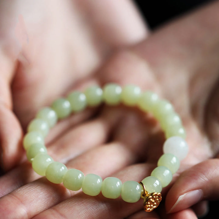 Regulowana bransoletka Jade Lotus Abundance
