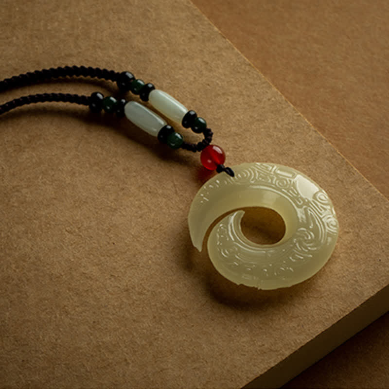 Buddha Stones Klamra Pokoju Jade Mały Liść Czerwony Sandałowiec Cynober Agat Naszyjnik Szczęścia Wisiorek