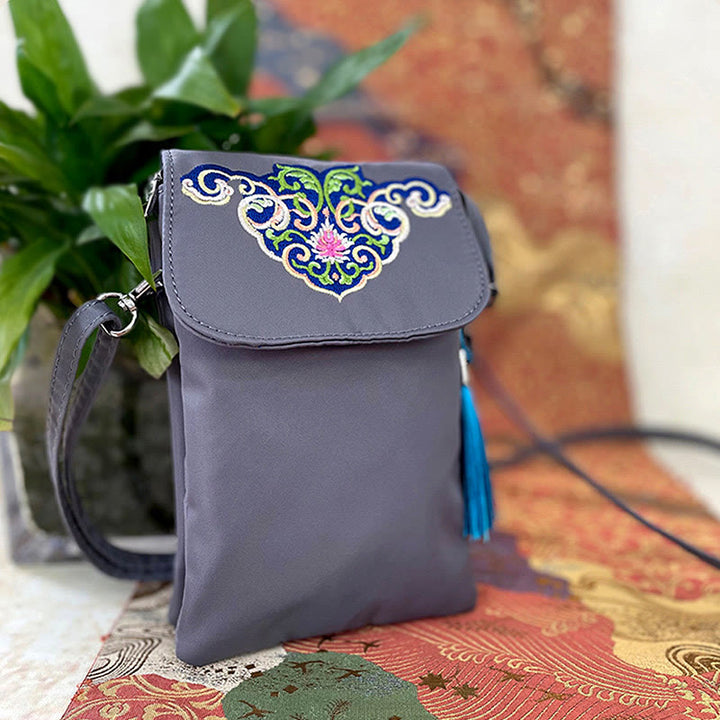 Buddha Stones Wodoodporna Ręcznie Haftowane Kwiaty Lotosu Torba Crossbody Torba Na Ramię Torba Na Telefon Komórkowy
