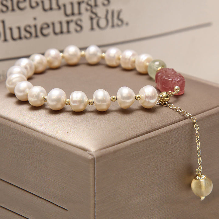 Bransoletka z naturalnych pereł Buddha Stones z kwarcu truskawkowego PiXiu Optimism Charm